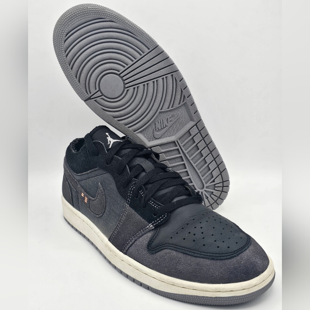 Size 10.5 - Jordan 1 Low Inside Out Black Gray